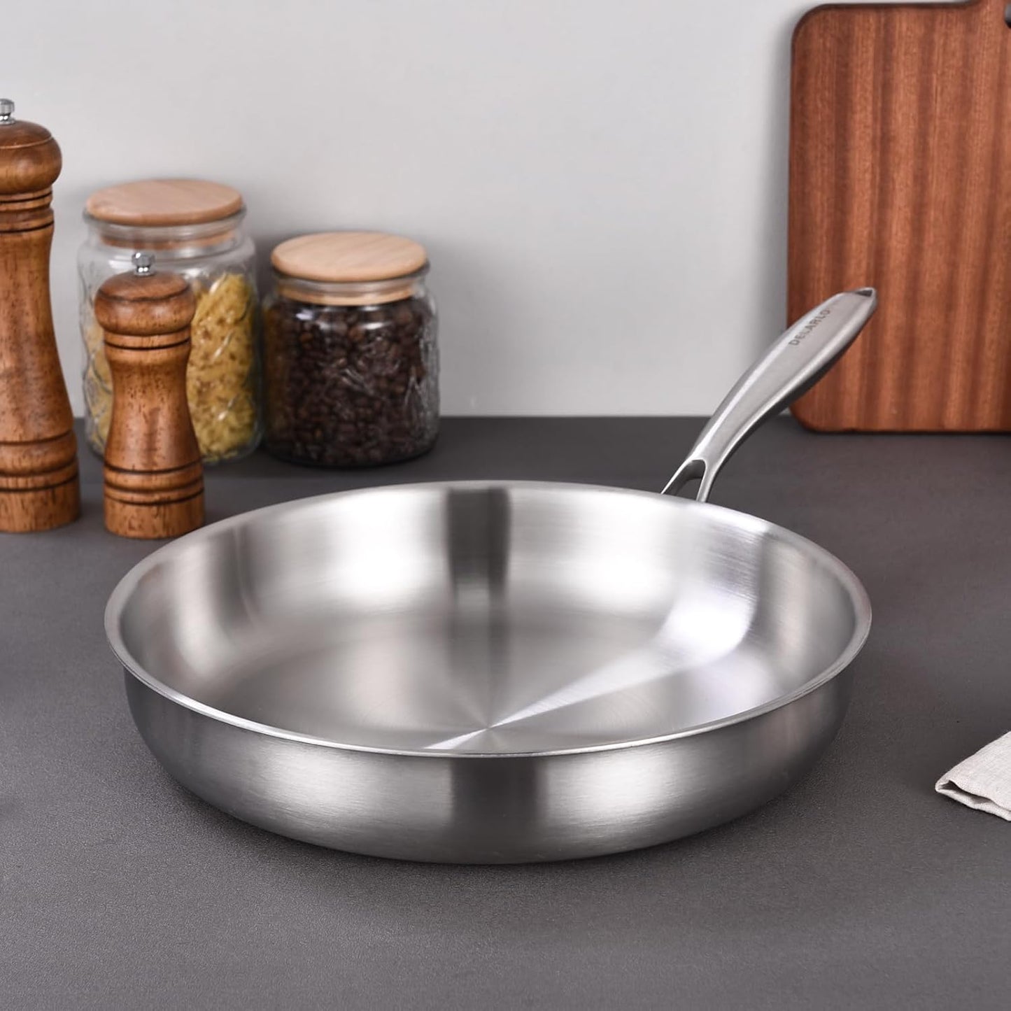 DELARLO Whole Body Tri-Ply Stainless Steel Frying Pan set, 8”/10”/12” Cooking pans, Kitchen Cookware Set, Fast Heating Chef's pan with Ergonomic Handles, Suitable for All Stove