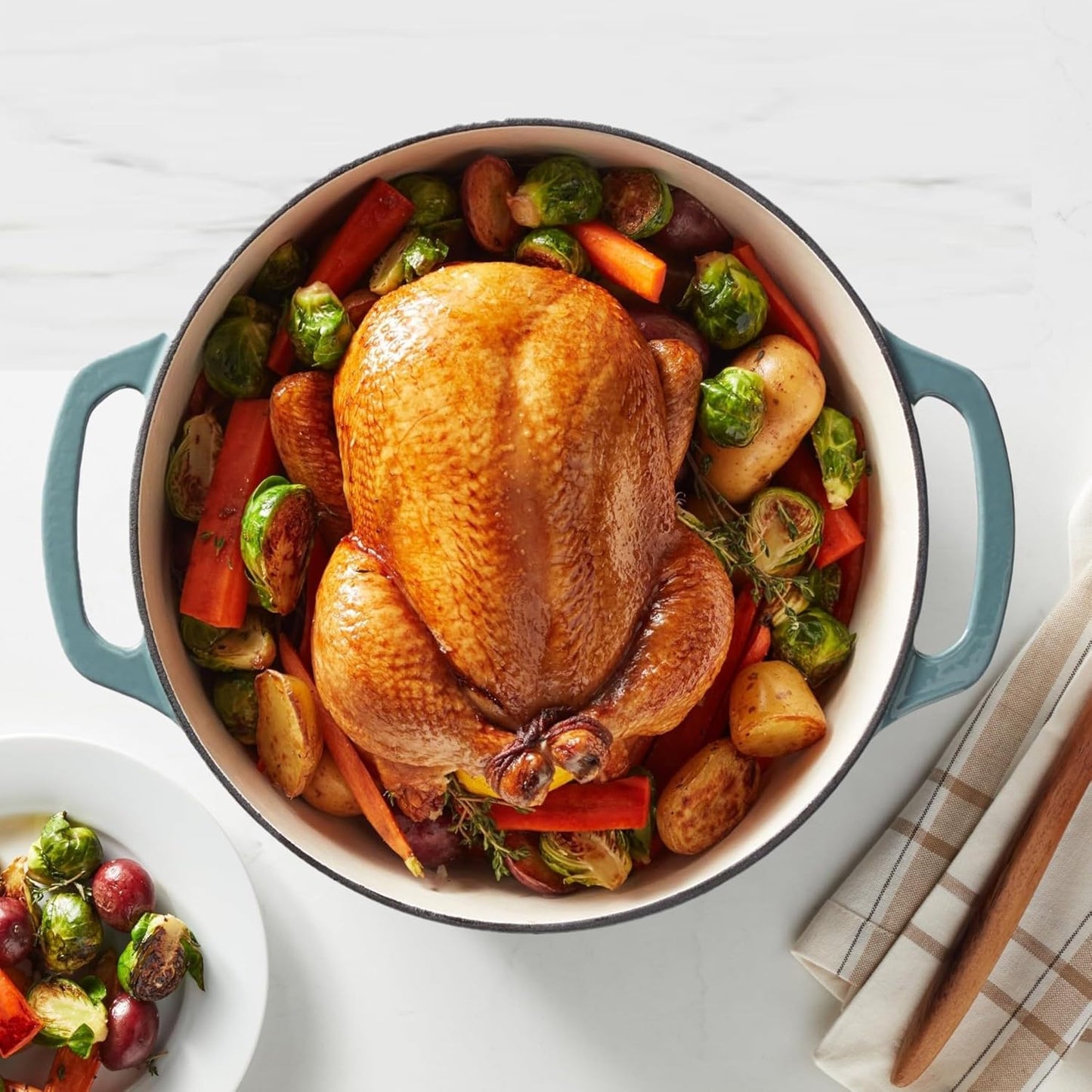 Amazon Basics Cast Iron Dutch Oven Pot with Lid, Enameled, Round, Dual Handles, Heavy-Duty, Large, 7.3-Quart, Gray