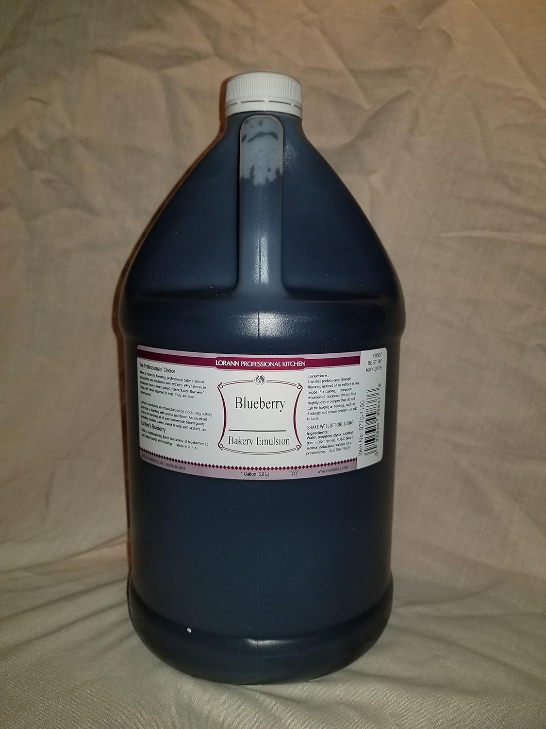 Lorann Oils Blueberry Bakery Emulsion: Realistic Blueberry Flavor, Perfect for Elevating Berry Notes in Baked Goods, Gluten-Free, Keto-Friendly, Blueberry Extract Substitute Essential for Your Kitchen