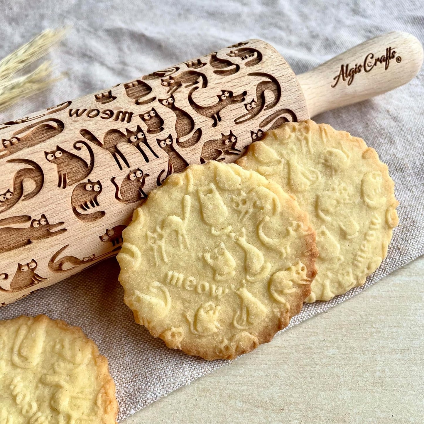 MEOW CATS EMBOSSING ROLLING PIN WOODEN HANDMADE ROLLING PIN with CATS GIFT FOR CAT LOVERS