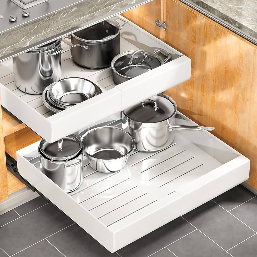 How to Keep Your Kitchen Clean and Organized While Cooking