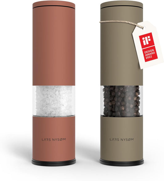 LARS NYSØM Salt and Pepper Grinder Set Manual, Stainless Steel Salt and Pepper Mills with Adjustable Ceramic Grinder I Design Spice Shakers (Red/Brown)