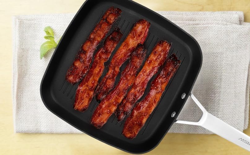 MsMk Square Grill Pan with lid, Stay-Cool Handle, Each Ridge Nonstick, Oven Safe Dishwasher Safe Induction Grill pans for Stove Tops, Square Frying Pan, Bacon Pan, Indoor Chicken Skillet, 11-Inch
