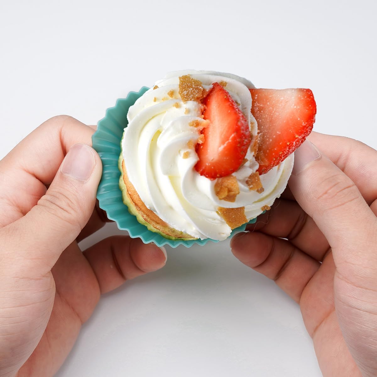 Silicone Cupcake Liners, Upgrades 36 Pack Reusable Baking Muffin Cups Nonstick 3 Shapes Pastry Cake Molds Bento Lunch Box Dividers