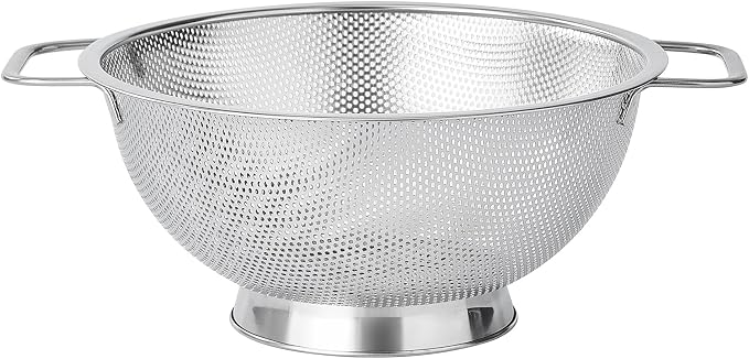 Fox Run Large Stainless Steel Colander, 3 Quart Pasta Strainer by foxrunbrands