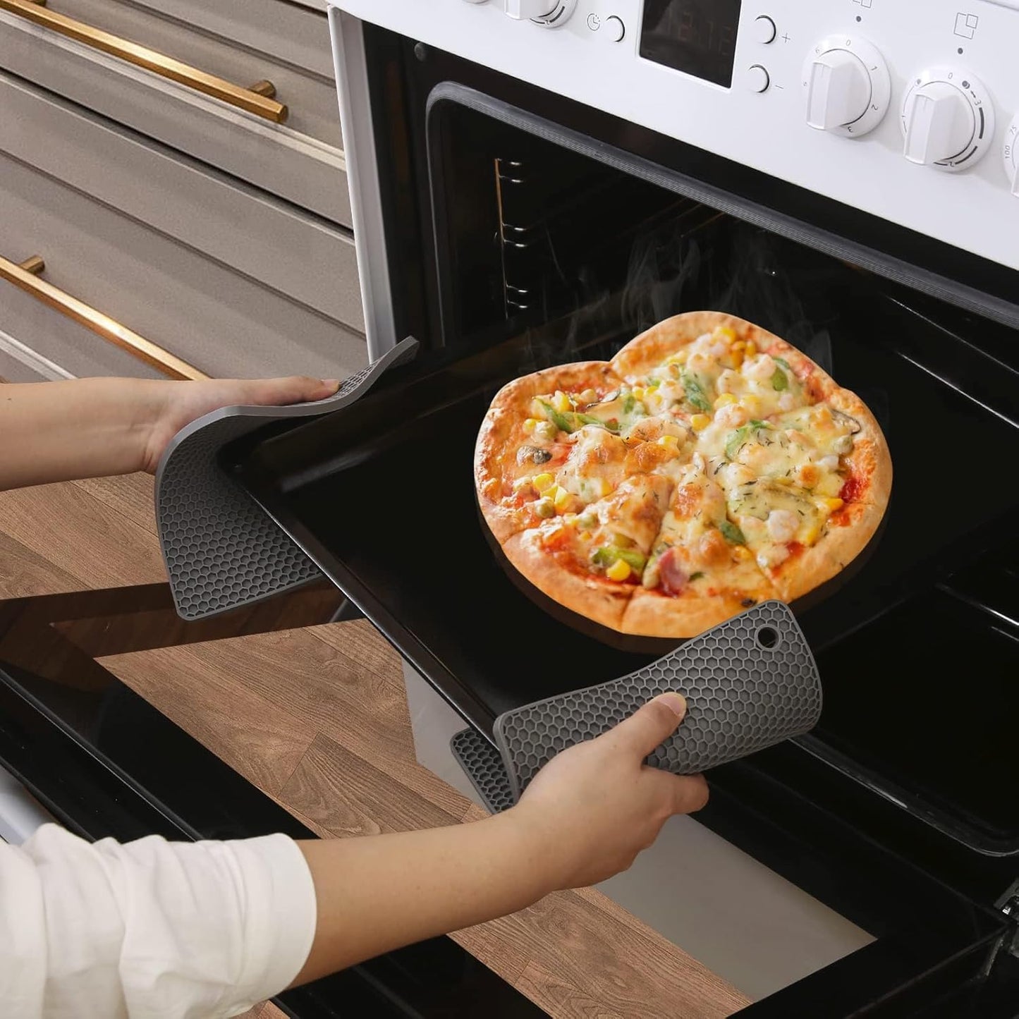 Joyhalo Trivets for Hot Dishes - Hot Pads for Kitchen, Silicone Pot Holders for Hot Pots and Pans, Silicone Mats for Kitchen Countertops, Table, Flexible Easy to Wash and Dry