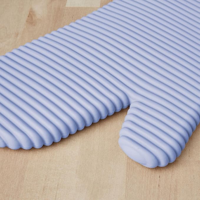 KITCHENAID Ribbed Soft Silicone Oven Mitt 2-Pack Set, Lavender Cream - Image 4