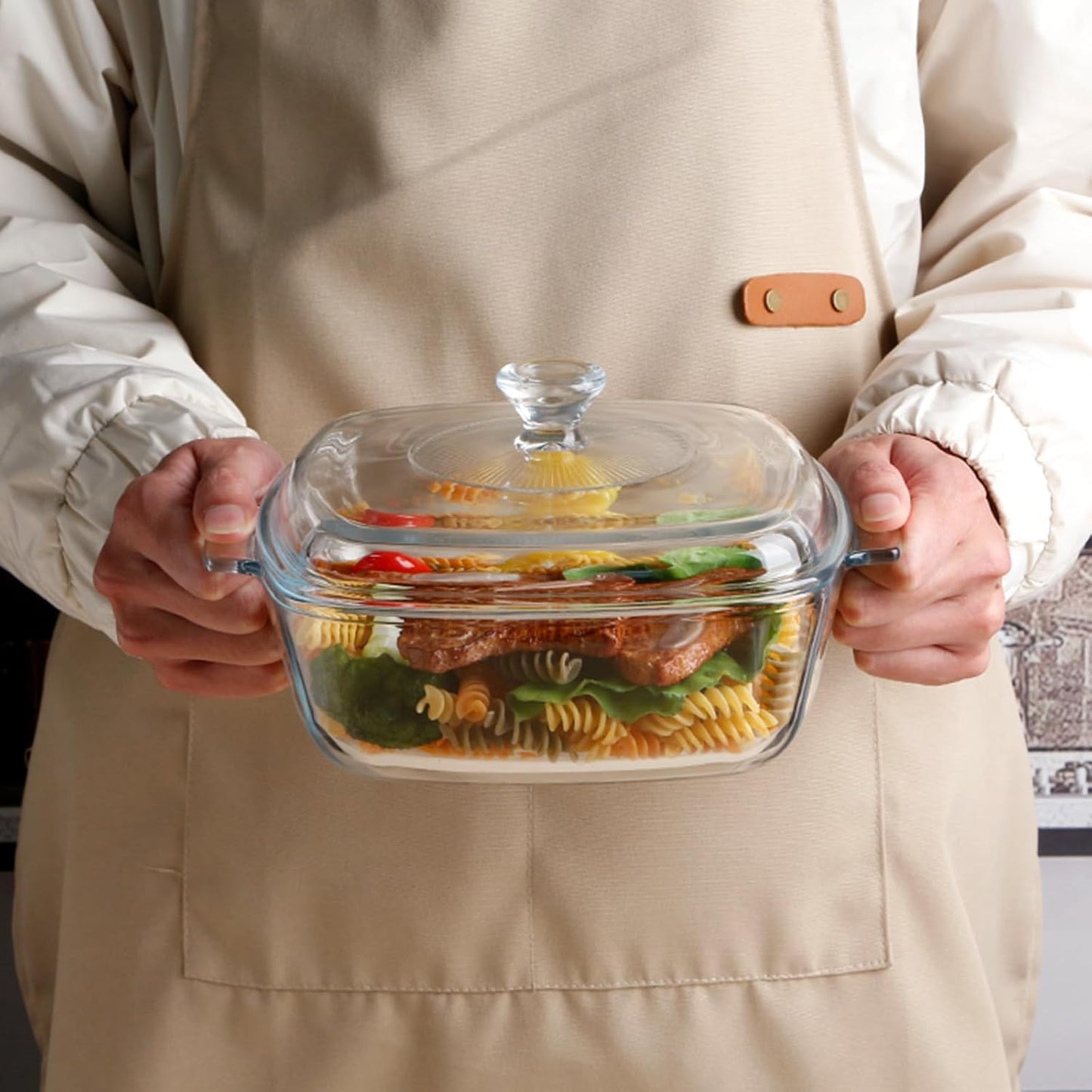 NUTRIUPS Small Square Casserole Dish with Lid Oven Safe Covered Glass Casserole Dish 7.8 Inches Glass Microwave Bowls With Lids Microwavable Cookware (Small-1.5L)