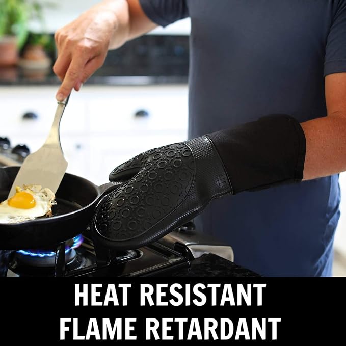 BPA-Free Soft Silicone 4 Piece Oven Mitts & Trivets Set - Image 3