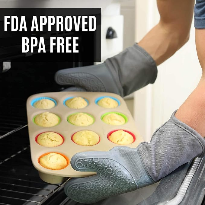 BPA-Free Soft Silicone 4 Piece Oven Mitts & Trivets Set - Image 4