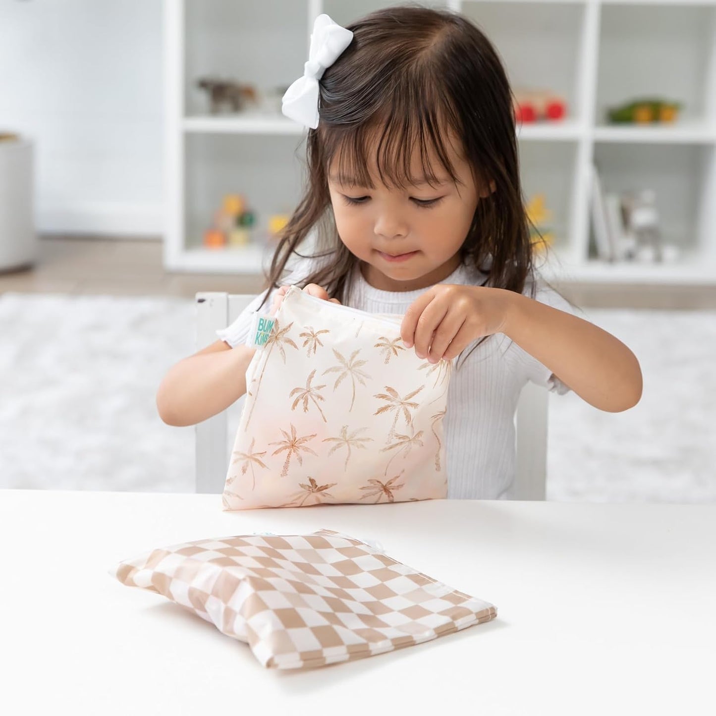 Bumkins -Cloth Snack & Sandwich Bags -For Storage, Travel, Food Prep, Lunch -Reusable, Water Resistant, Washable, Dishwasher Safe -Snack Bags for Kids -Zipper Closure -Beige Check & Palm Trees -4 Pack