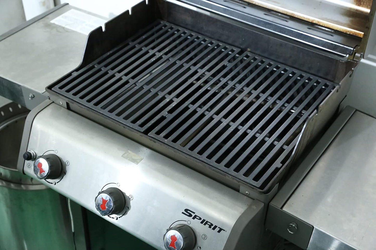 QuliMetal 17.5" Grill Grates for Weber Spirit 300 and Spirit II 300 Series, Spirit E/S-310 E/S-320 E/S-330, Spirit 700, Genesis Silver/Gold B & C, Genesis 1000-3500, Cast Iron Part for Weber 7638 7639