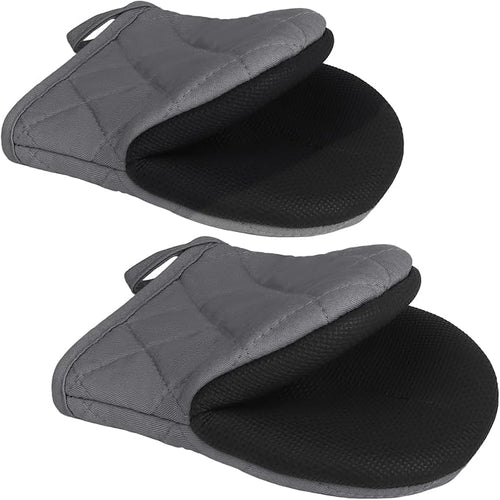 1 Pair Short Oven Mitts by Qulable