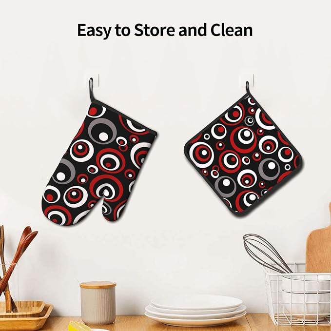 Retro Red Circles Oven Mitt and Pot Holder Set - Image 5