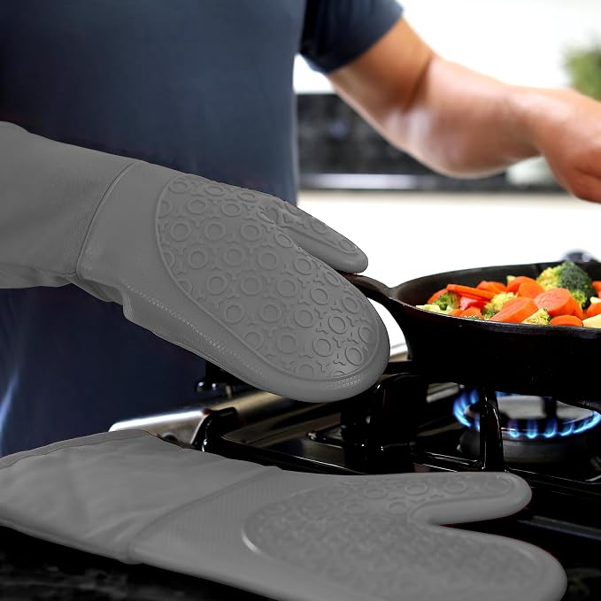 BPA-Free Soft Silicone Oven Mitts - Image 9