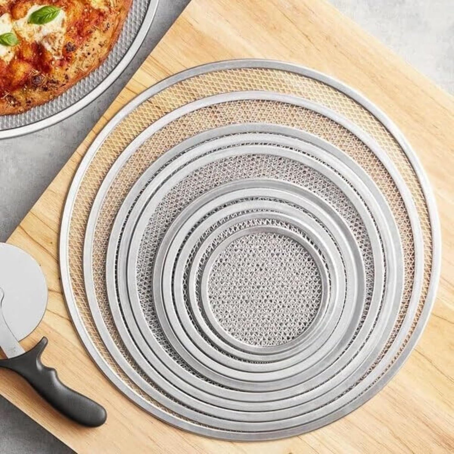 14-inch Aluminum Pizza Screen | Commercial Grade Pizza/Baking Screen for Oven | Pizza Baking Tray for Home And Restaurant | Round, Aluminum, 14-inch [1PK]