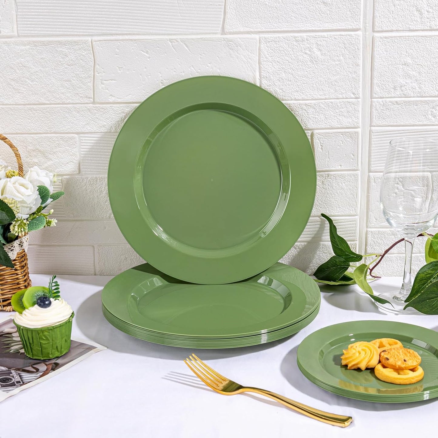 I00000 102 Pcs Green Plastic Plates, Green Disposable Plates Include 51 Dinner Plate 10’’ and 51 Dessert Plate 7’’ Perfect for Birthday, Party & Wedding