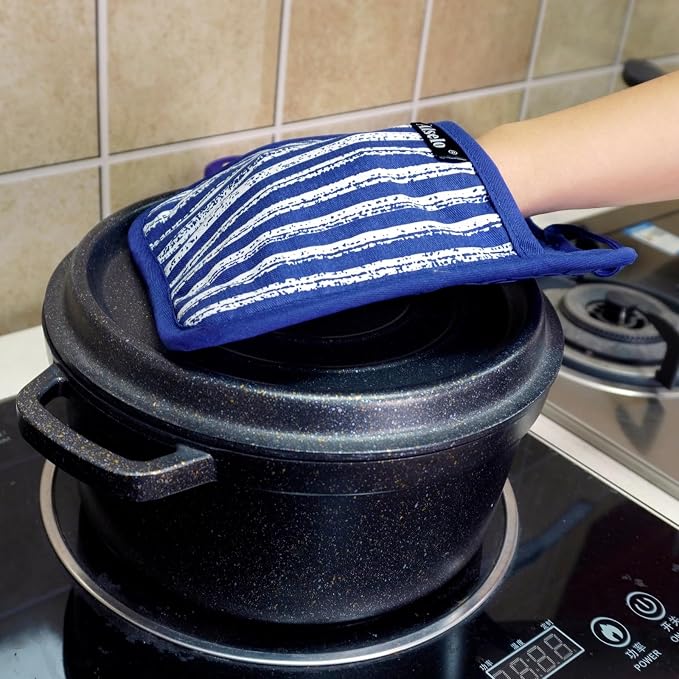 Alselo Silicone Pot Holders Set of 3 Heat Resistant & Non Slip Potholders - Image 5