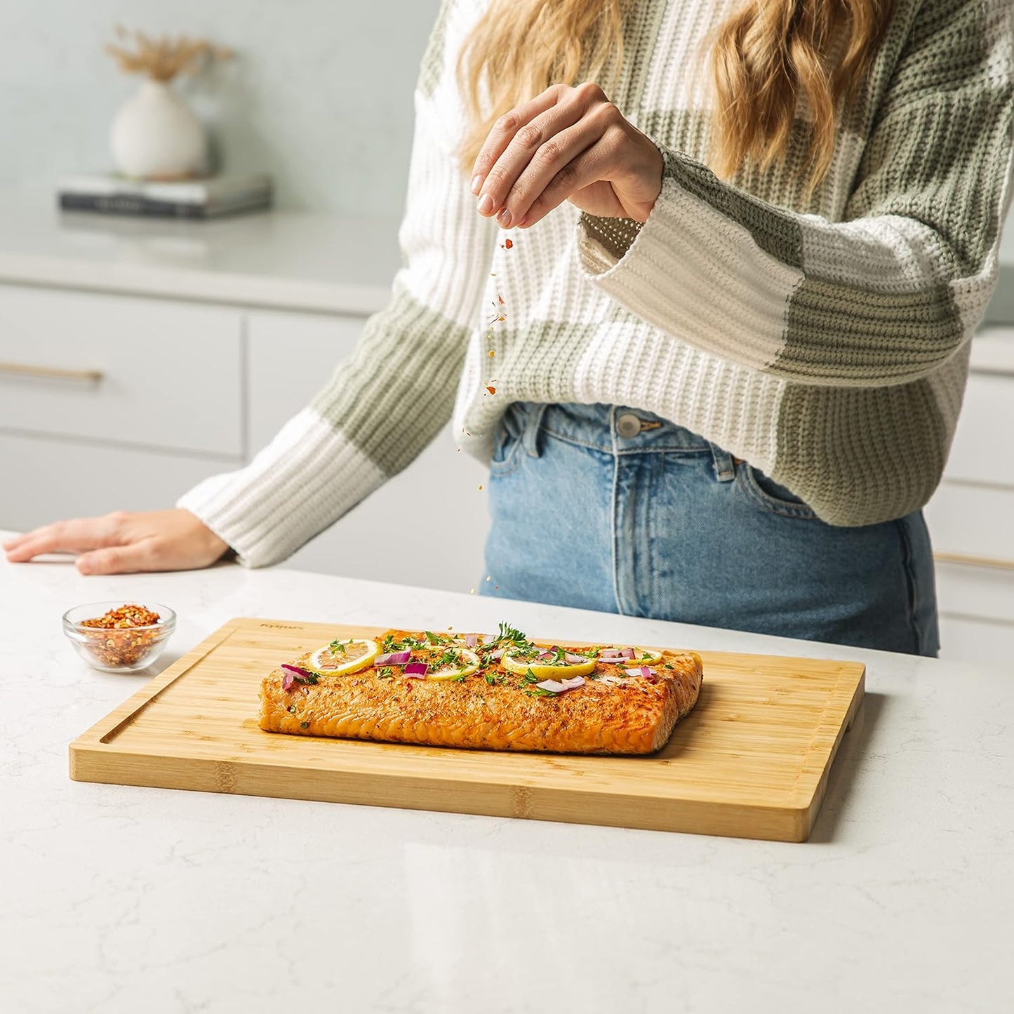 SMIRLY Large Bamboo Cutting Board for Kitchen: Large Bamboo Cutting Board with Juice Groove, Wooden Cutting Boards for Kitchen, Butcher Block Cutting Board Wood