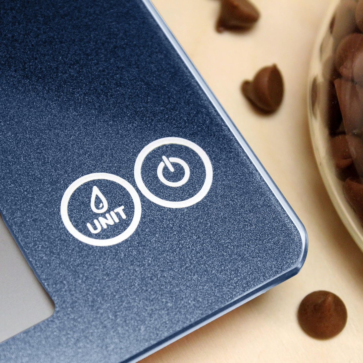 Escali Arti Glass Food Scale Digital Countertop Kitchen, Baking and Cooking Scale with Nutrition and Calorie Counter, 15-Pound Capacity, 9" x 6.5" x .75", Blue Mirage