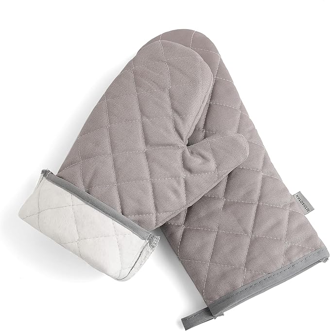 Oven Mitts and Pot Holders 4 pcs Set, High Heat Resistant 500 Degree Extra - Image 4
