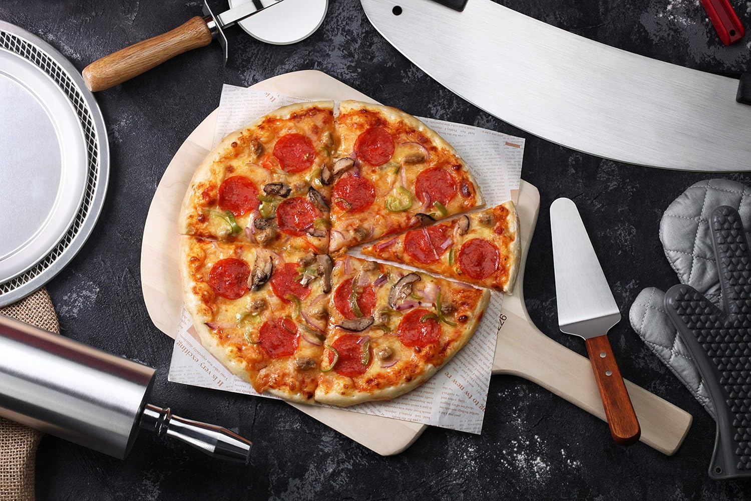 New Star Foodservice 50370 Restaurant-Grade Wooden Pizza Peel, 19" L x 19" W Plate, with 14" L Wooden Handle, 33" Overall Length